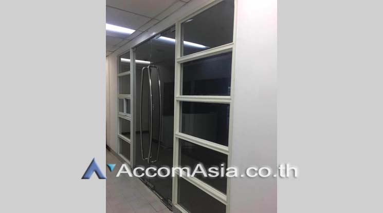  1  Office Space For Rent in Sukhumvit ,Bangkok BTS Ekkamai at SSP Tower I AA18623